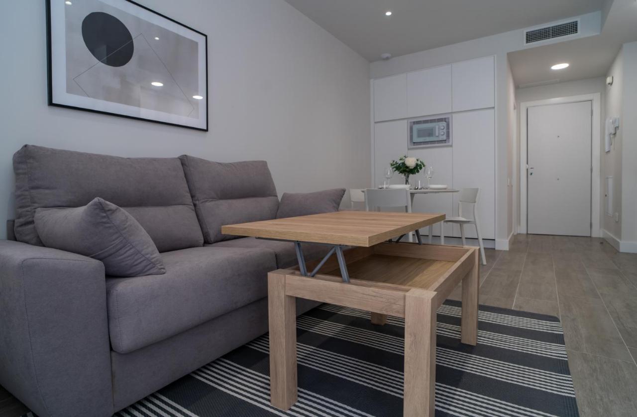 Aac Malaga - Apartamento Luminoso Y Nuevo, A 1,3Km Del Centro De 马拉加 外观 照片
